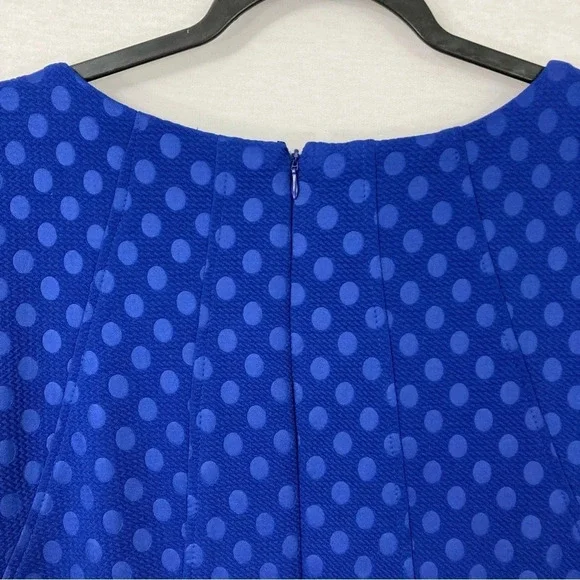 New Avenue Blue Polka Dot Round Neck Short Sleeve Stretch Dress size 22/24 - Picture 9 of 11